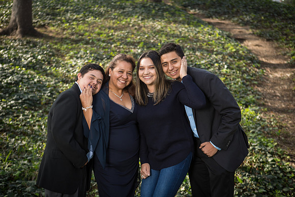 Silvia's Family Photoshoot-7